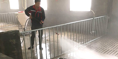 畜牧養(yǎng)殖場豬舍適用什么高壓清洗方式最好？